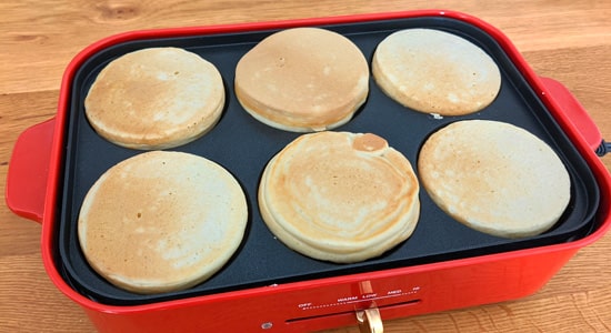BRUNOマルチプレートで焼いたホットケーキ